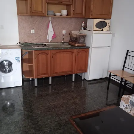 браво Apartment *